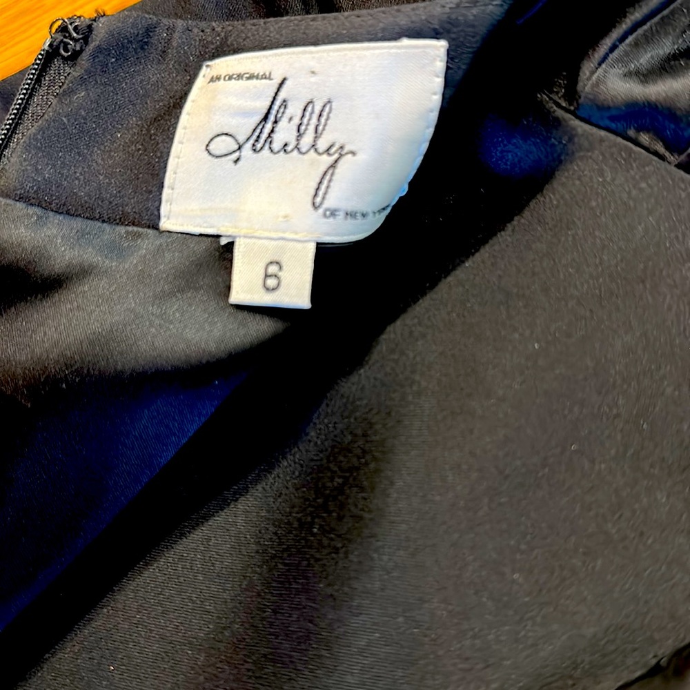 MILLY OF NEW YORK SLEEVELESS BLACK & CREAM GOWN WITH CRINOLINE AND BACK ZIPPER - Picture 8 of 9
